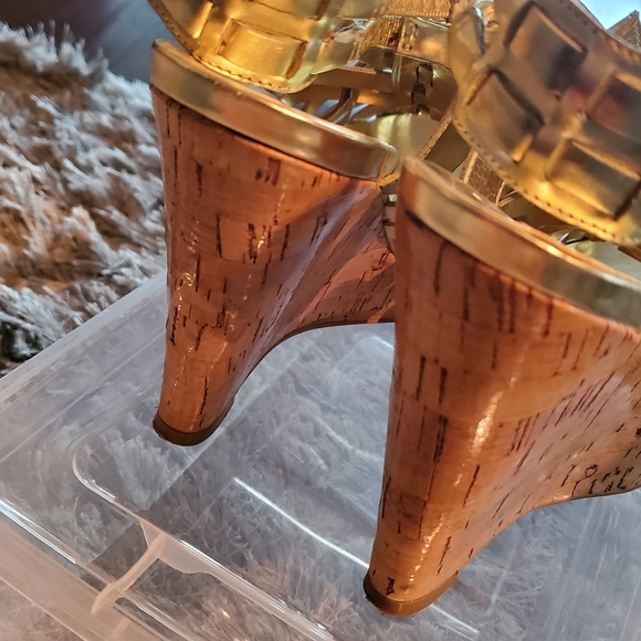 BCBG - Picture 5 of 8